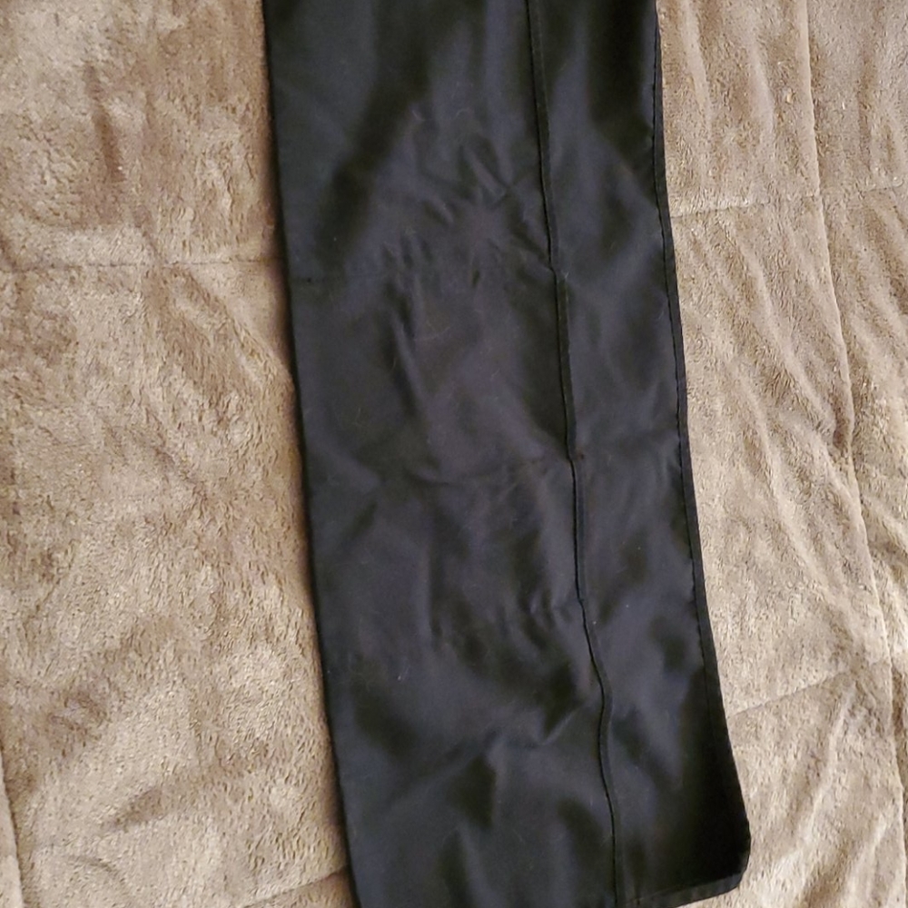 Black reversible server aprons